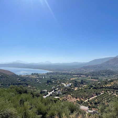 Arbutus - Relaxing Apartment With Fantastic Views Γεωργιούπολη Εξωτερικό φωτογραφία