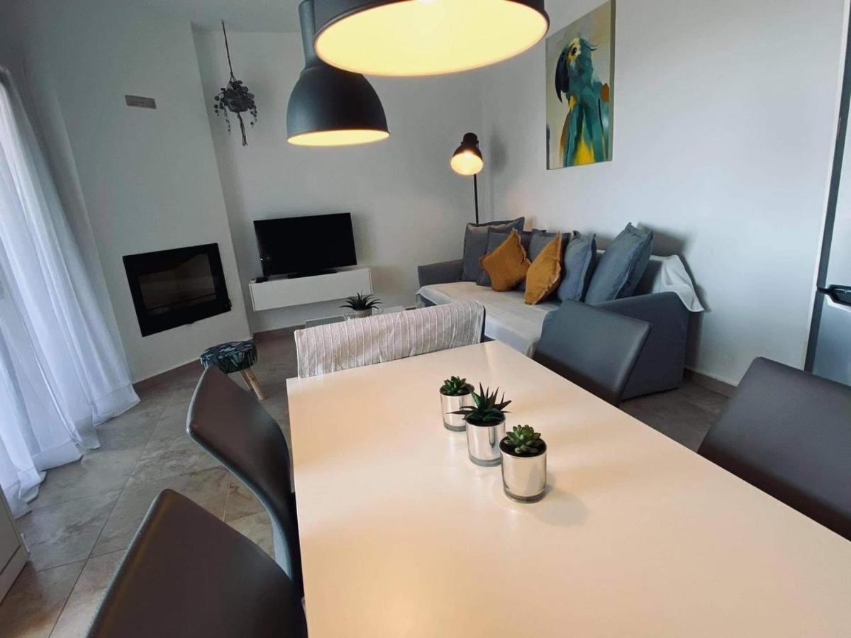 Arbutus - Relaxing Apartment With Fantastic Views Γεωργιούπολη Εξωτερικό φωτογραφία