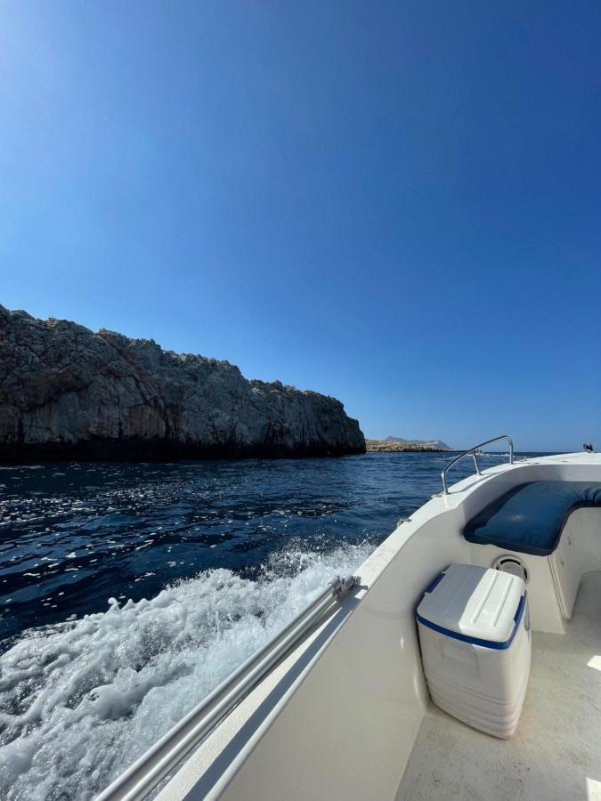 Arbutus - Relaxing Apartment With Fantastic Views Γεωργιούπολη Εξωτερικό φωτογραφία
