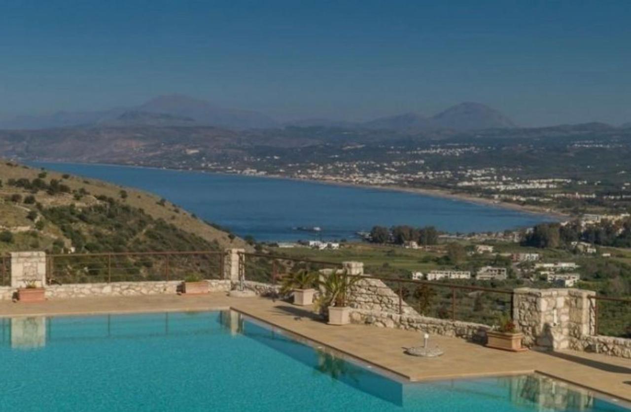 Arbutus - Relaxing Apartment With Fantastic Views Γεωργιούπολη Εξωτερικό φωτογραφία